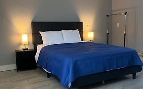 Nest Inn